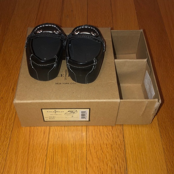 Cole Haan Infant Boy Loafer - Picture 4 of 6